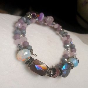 Pretty lavendar Czech beaded bracelet with crystals on memory wire